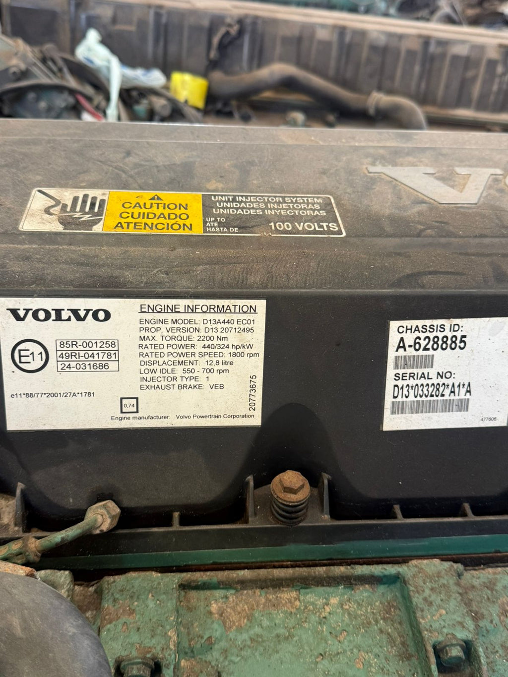 Motor Volvo D13 440HP con Caja de Cambios Automatica ISHIFT– Conjunto Completo Impecable