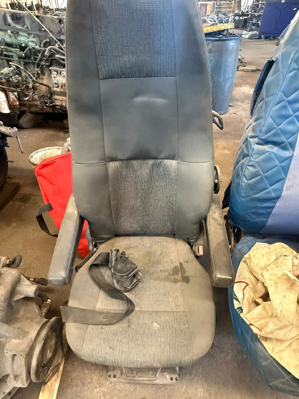 Butacas Originales para Camiones Volvo – Máximo Confort Piloto y Copiloto