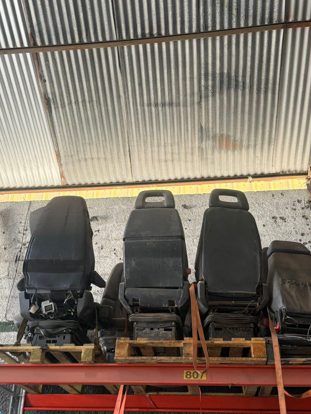 Butacas Originales para Camiones Volvo – Máximo Confort Piloto y Copiloto