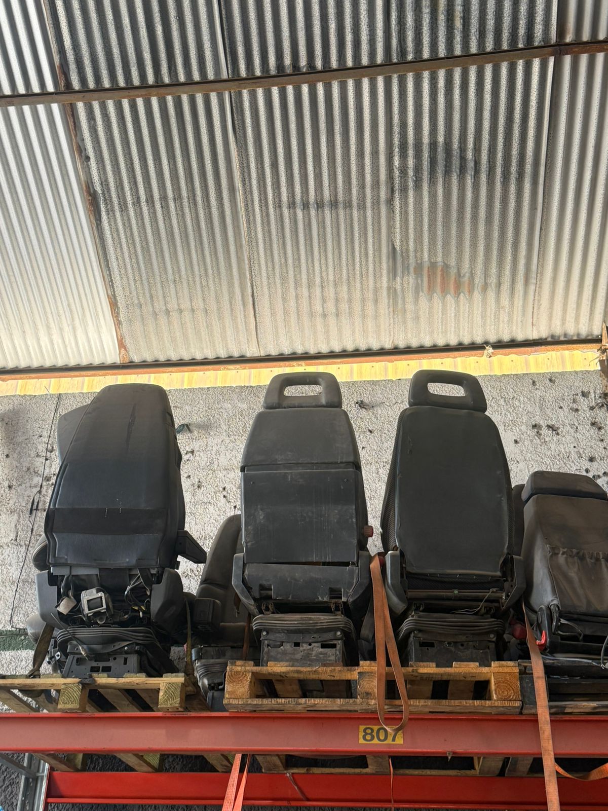 Butacas Originales para Camiones Volvo – Máximo Confort Piloto y Copiloto